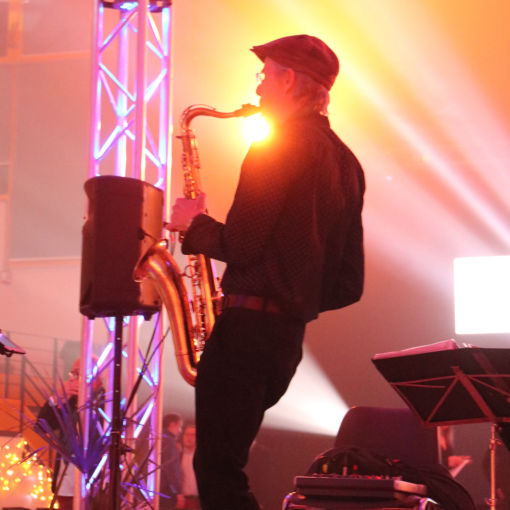 saxophoniste en feu